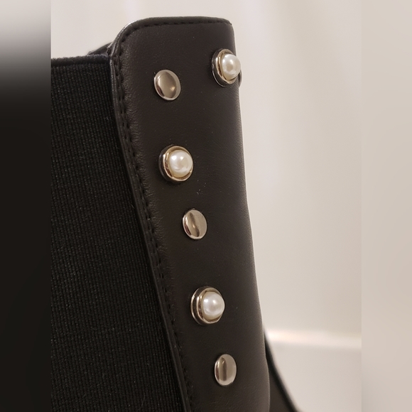 Olivia Miller combat ankle boots - Picture 6 of 7